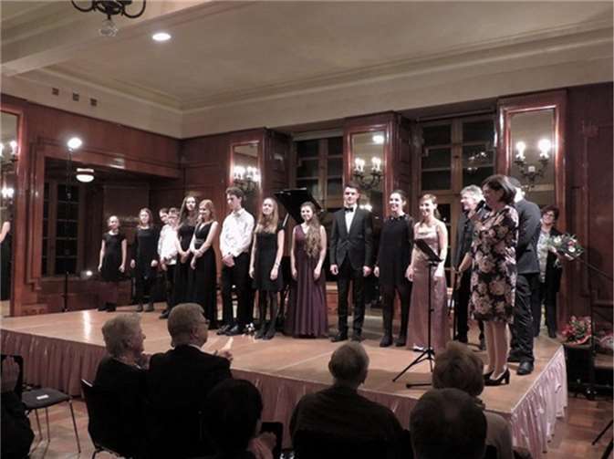 Der Verein zur Förderung künstlersichen Nachwuchses Mendig (Talentforum) präsentiert begabte junge Menschen auf Burg Namedy. Foto: privat