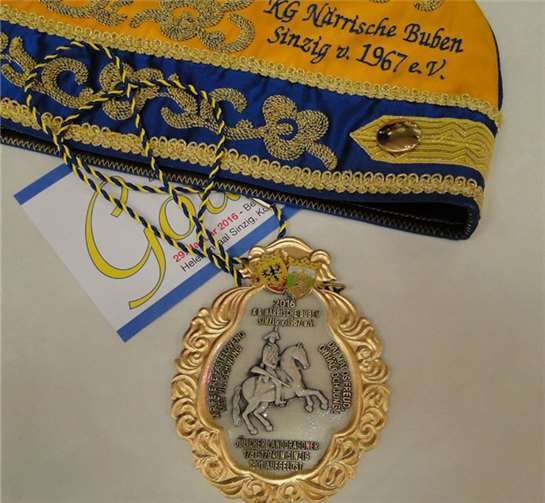 Der Vereinsorden zeigt eine Figur, die der Geschichte Sinzigs entspringt.