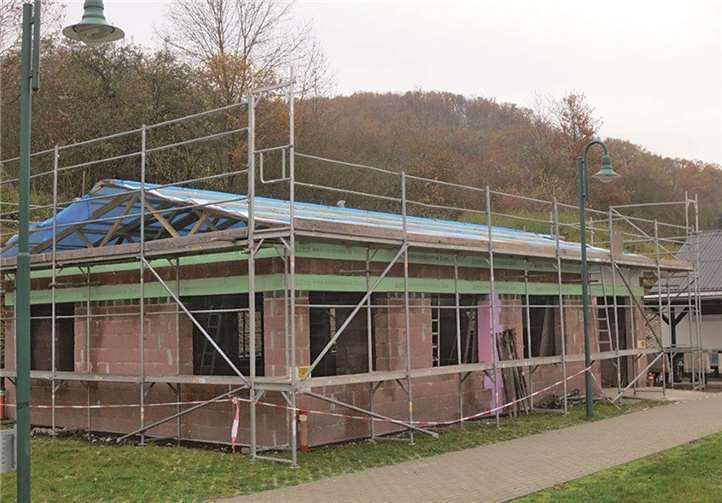 Der Vereinsraum nimmt Form an.  privat