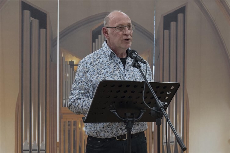 Der Vereinsvorsitzende Klaus-Dieter Boden begrüßte zur Feierstunde es Förderkreises.