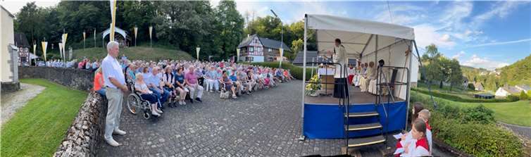 Der „Verlobten Tag“ war gut besucht. Fotos: Pfarrei St. Peter Montabaur