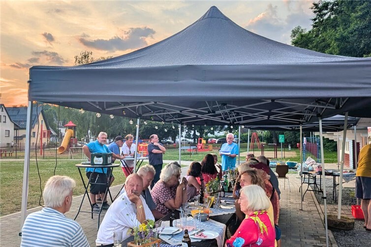 Der Verschönerungsverein feierte sein 120-jähriges Bestehen bei einem geselligen Picknick.