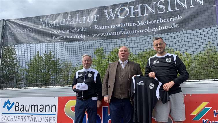 Der VfB Linz freut sich über eine weitere Bandenwerbung. Foto: privat