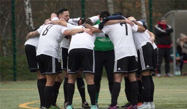 Der VfL Bad Ems II eine verschworene Gemeinschaft.AW Foto