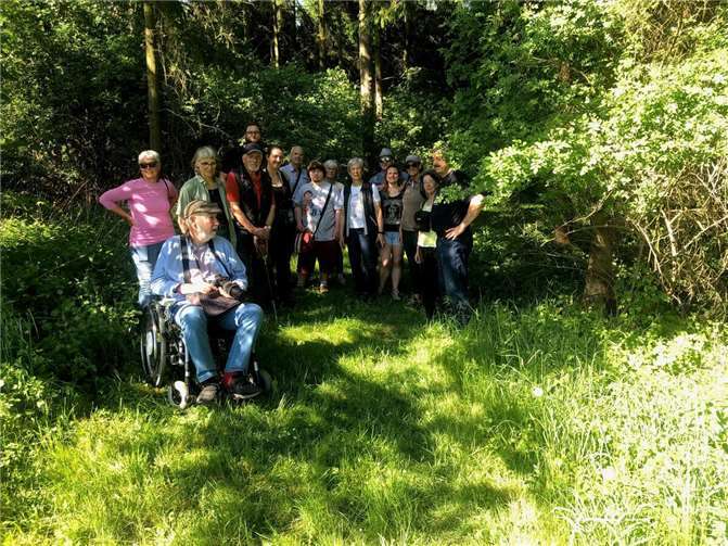Der Vogel-Spaziergang war von den Naturfreunden Kettig organisiert, von Anja Müller geleitet, und wieder ein schönes Erlebnis. Foto: Oliver Hartmann
