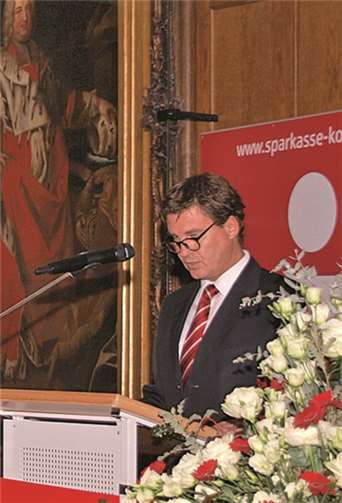 Der Vorsitzende des Förderkreises und Vorstandsvorsitzender der Sparkasse Koblenz Matthias Nester erklärte die Bedeutung der Hochschullandschaft für die Wirtschaft und damit für die Zukunftsfähigkeit der Region.