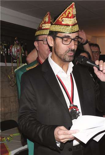 Der Vorsitzende des Mendiger CDU-Stadtverbands, Stefan Schneider, hieß den närrischen Adel willkommen.