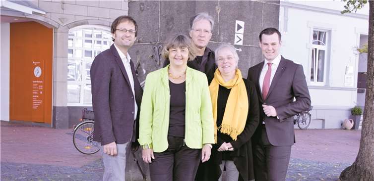 Der Vorstand 2015, von Links: Georg Linden, Dr. Ruth Fabritius, Joachim Strasdas, Ulrike Lohoff-Erlenbach und Stefan Moos. privat