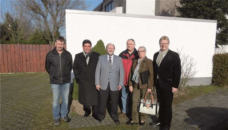 Der Vorstand / Revision (v.li.): Frank Melcher, Jürgen Dietz, Rainer J. Mohr, Georg Kittels, Monika Diehl und Rolf Schäfer. Es fehlen: Klaus Märtens, Josef Hövelmann, Winfried Sesterhenn & Jürgen Rheindorf. privat