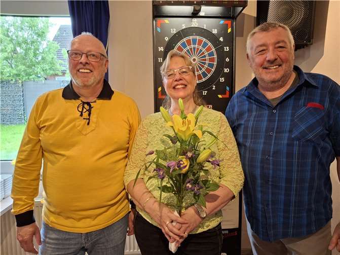 Der Vorstand: Roland Kaiser, Sigried Wiersberg, Dieter Wiersberg.