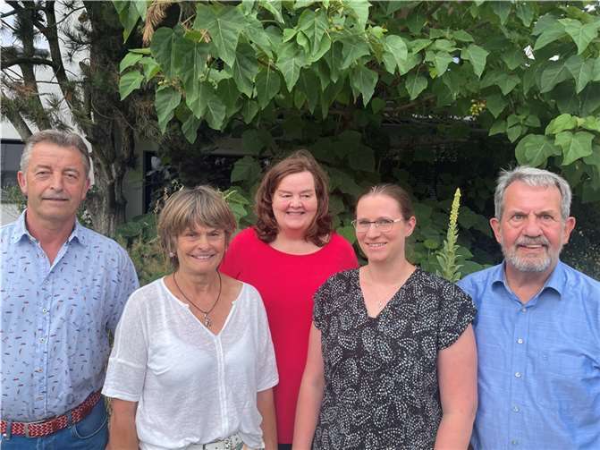 Der Vorstand besteht aus Karl-Heinz Kleinewig, Angela Eichbaum, Veronika Steger, Christiane Höllmann und Michael Hüllen. Foto: TV 06 Bad Neuenahr