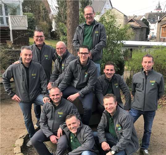 Der Vorstand der Ahle Bosche im Jahre 2020: Von links: Bernd Wolf (hinten stehend); Dirk Bierbrauer, Jörg Hergott, Wolfgang Schellert, Nils Neitzert, Lukas Bauer, Andreas Dümmler (mittlere Reihe von links); Ralf Emmel, Achim Bauer, Andreas Hente (vorne von links). Es fehlt: Klaus Blankenberg. Foto: privat