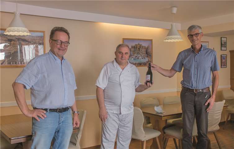 Der Vorstand der Aktivgemeinschaft Sinzig begrüßt sein neues Mitglied Giovanni Leggieri.Foto: Privat