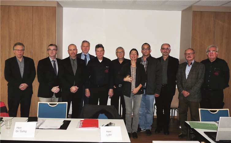 Der Vorstand der Deutschen Vulkanologischen Gesellschaft wurde einstimmig wiedergewählt. FRE