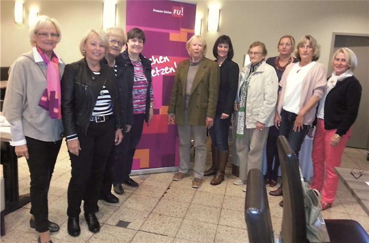 Der Vorstand der FU Mayen mit Elisabeth Wilden( 4.v.li). privat