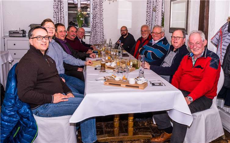 Der Vorstand der Maifeld-SPD diskutierte über die Straßenausbaubeiträge. Foto: privat