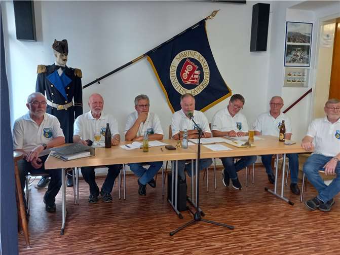 Der Vorstand der Marinekameradschaft bei der Mitgliederversammlung.  Foto: MK