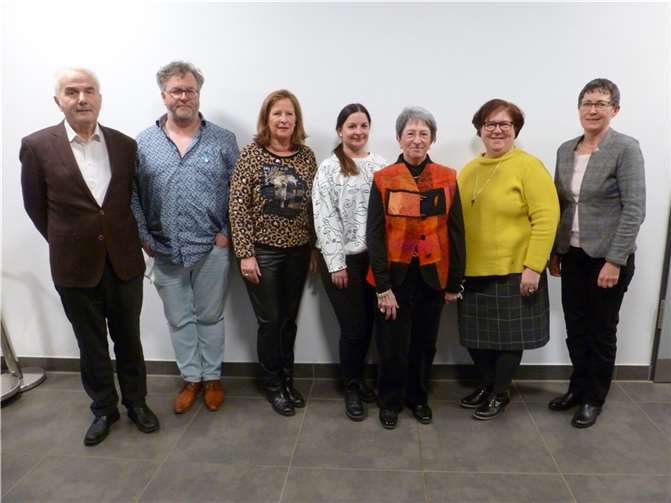 Der Vorstand der Partnerschaftsvereinigung für die nächsten drei Jahre: (v.l.) Rudolf Funke, Tom Schipper, Irmgard Nußbaum, Corinna Diefenbach, Hedwig Schmitt-Wojcik, Birgit Willkens-Borbe, Walburga Baus Foto: Partnerschaftsvereinigung Villeneuve