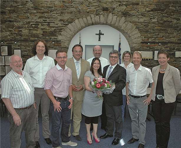 Der Vorstand der Rheinmeile mit dem neuen Vorsitzenden Bernd Weidenbach (4.v.l.) und dem Vize Andreas Schwerter (3. v. l.). BL