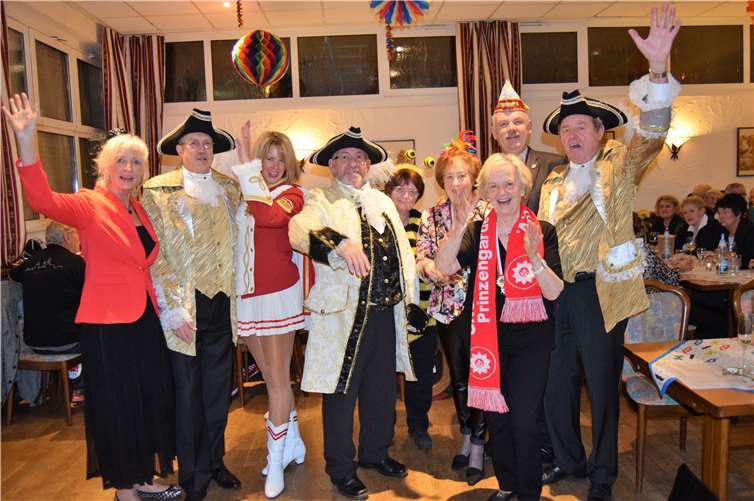 Der Vorstand des Brauchtumsvereins konnte auch Stadtbürgermeister Stefan Raetz begrüßen.  EICH