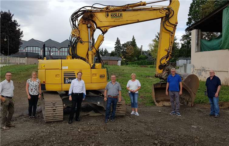 Der Vorstand des CDU-Stadtverbandes besichtigte die Baustelle in der Burgstraße. Foto: privat
