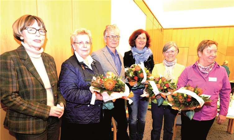 Der Vorstand des Hospizvereins setzt sich zusammen aus Josefine Schlüpper, Berta Bauer, Andreas Reuther, Ulrike Dobrowolny, Ulla Berretz und Hildegard Schneider. WM