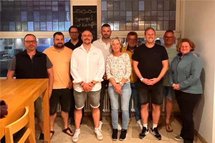 Der Vorstand des Husarencorps. Foto: Husarencorps Grün-Weiss/Markus Zimmermann