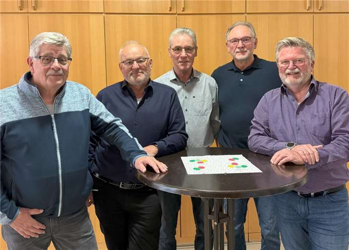 Der Vorstand des Männerchor Bassenheim: v.li. G. Lohner, L. Krämer, W. Sauer, H. Gerhartz, M. Forneck. Foto: privat