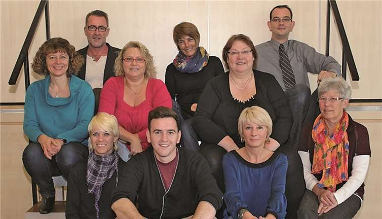 Der Vorstand des TV Urbar (hintere Reihe v.li.): Dieter Finke, Petra Müller, Oliver Seelige, (mittlere Reihe v.li.) Irmgard Friedhofen, Eva Detleff, Monika Puth, (vordere Reihe v.li.): Susanne Wolf, Philip Müller, Elvira Finke und Lilo Gallenstein. privat