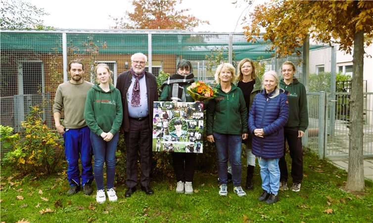Der Vorstand des Tierschutzvereins Andernach u.U.e.V. gratulierte Nohner herzlich zu ihrem Dienstjubiläum.  Foto: privat