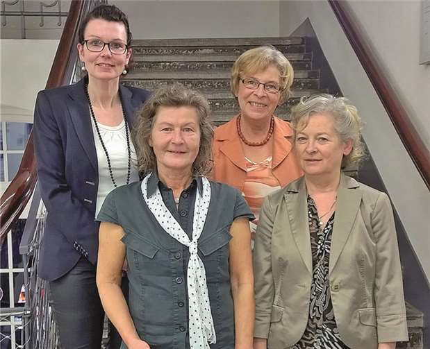 Der Vorstand des Vereins ZWEIG. privat