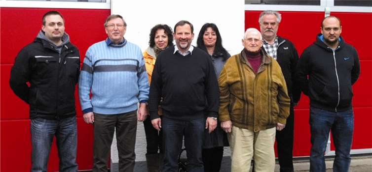 Der Vorstand des neu gegründeten Fördervereins des Löschzuges Namedy.  privat