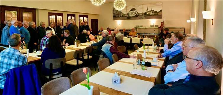 Der Vorstand hatte in das Hotel „Zum Stern“ eingeladen.  Foto: Klaus Geck