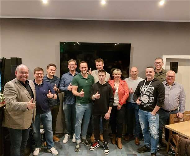 Der Vorstand mit Kassenprüfern und Jugendbeirat. Foto: privat