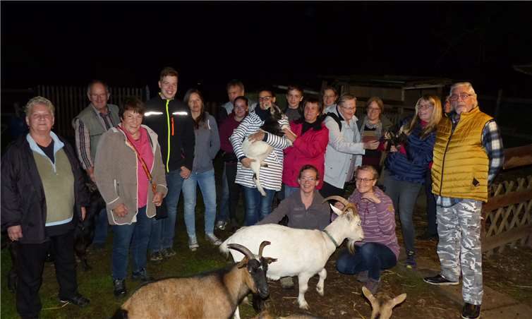 Der Vorstand und die Aktiven Tier- und Naturfreunde Schwanenteich e.V. im letzten Herbst. Foto: privat