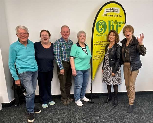Der Vorstand von Treffpunkt Ohr: v.li. Heribert Oster, Ingeborg Wildberger (beide Beisitzer), Joachim Seuling (2. Vorsitzender und Schriftführer), Elisabeth Günter (Kassenwart), Brigitte Hilgert-Becker (1. Vorsitzende); nicht auf dem Foto: Beisitzerin Marianne Baumgartner. Foto: privat