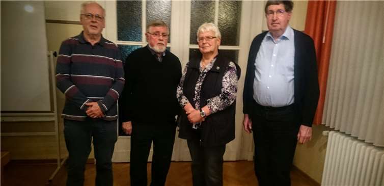 Der Vorstand, von links: Bernhard Kilbinger, Hans Rothenbücher, Brunhilde Knöll, Gerhard Diener. Foto: Arbeitsgemeinschaft für Eine Welt