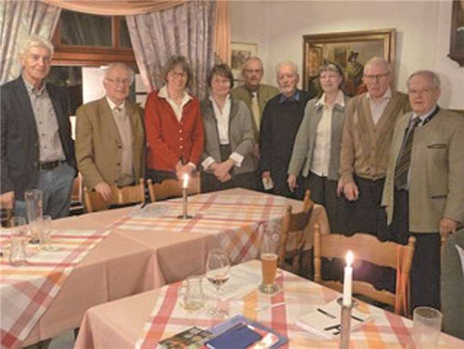 Der Vorstand (von links): Dr. Rolf Eisel (kommissarischer Schatzmeister), Dr. Norbert Peinsipp (Stellvertretender Vorsitzender), Dagmar Mettendorf (Beisitzerin), Sibylle Freifrau von Nordeck (Vorsitzende), Stefan Möller, Dr. Volker Boehm (Schriftführer), Irene Krüger (Beisitzerin), Hans-Günter Mettendorf (Mühlenmeister) und Hunold Freiherr von Nordeck (Pressesprecher).