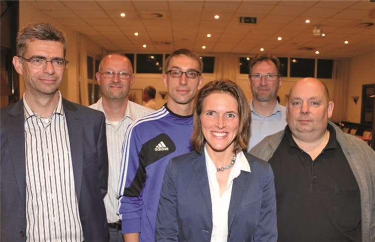 Der Vorstand (von links): Norbert Schenkel, Oliver Hettling, Lars Grebe, Andrea Schmidt, Karl-Heinrich Gehlen und Erik Liebert.privat