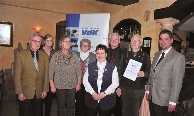 Der Vorstand wurde in seinem Amt bestätigt. RÜ