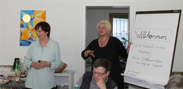 Der Vortrag „Flüchtlinge in der VG Puderbach - Unsere Willkommenskultur und Wege der Integration“ lockte viele interessierte Frauen in den Offenen Frauentreff.privat