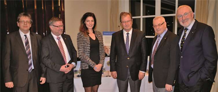 Der Vortrag im Rheinhotel Schulz in Unkel kam gut an (v.l.): Dr. Wolfgang Prynak, Günter Wragge, Anna Hibben, Dr. Klaus Kinkel, Hermann Josef Becker und Dr. Ulrich Bollmann.privat