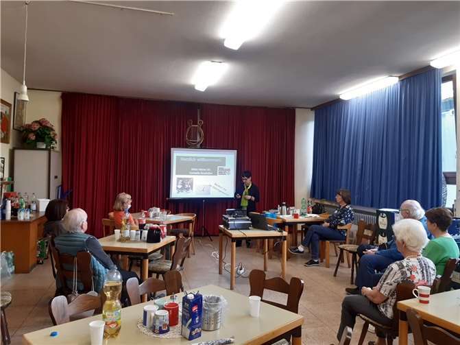 Der Vortrag stieß auf reges Interesse. Quelle: Caritas AW