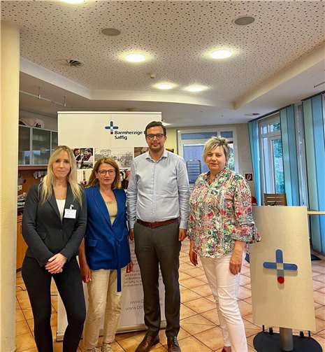 Der Vortragsabend im Seniorenzentrum St. Josef lenkte den Blick auf das Thema Altersdepression (v.l.n.r.: Dr. Esther Jacobi, Gabriele Bößler-Nick, Erik Hau und Christiane Krebs). Foto: privat