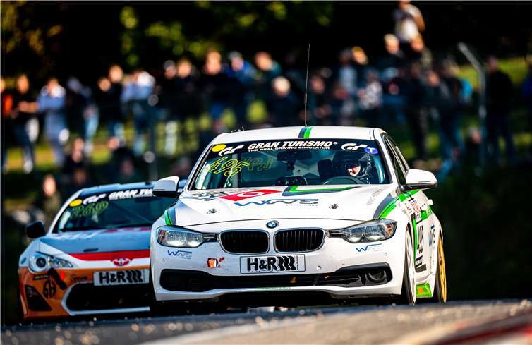 Der WWS-BMW mit der Startnummer 495 beendete das Rennen auf Rang zwei der Klasse. Fotos: Ruben Schäfer - Medienkollektiv