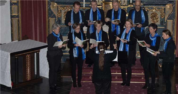 Der Wachtberger Kammerchor intonierte Vokalmusik aus Ungarn.Foto: CEW