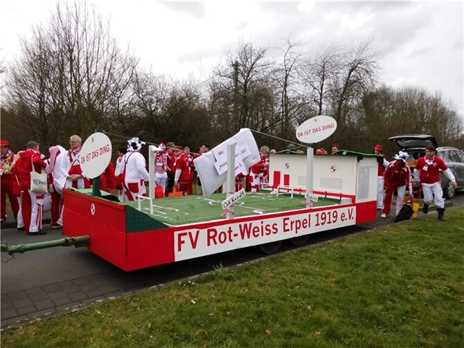 Der Wagen mit dem Motto „Da ist das Ding“.