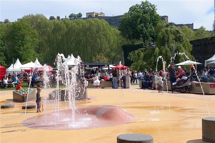 Der Wasserspielplatz.