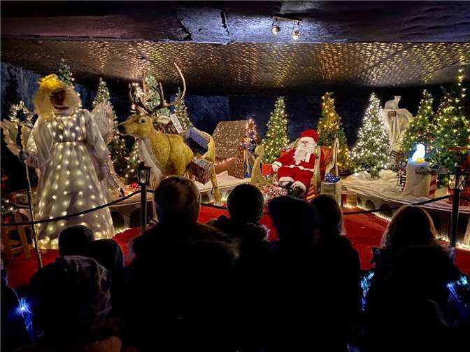 Der Weihnachtsmann höchstpersönlich wurde besucht. Foto: privat