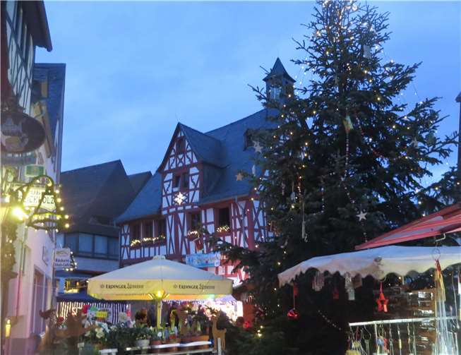 Der Weihnachtsmarkt bietet wieder ein umfangreiches Programm.Foto: Thomas Bergmann